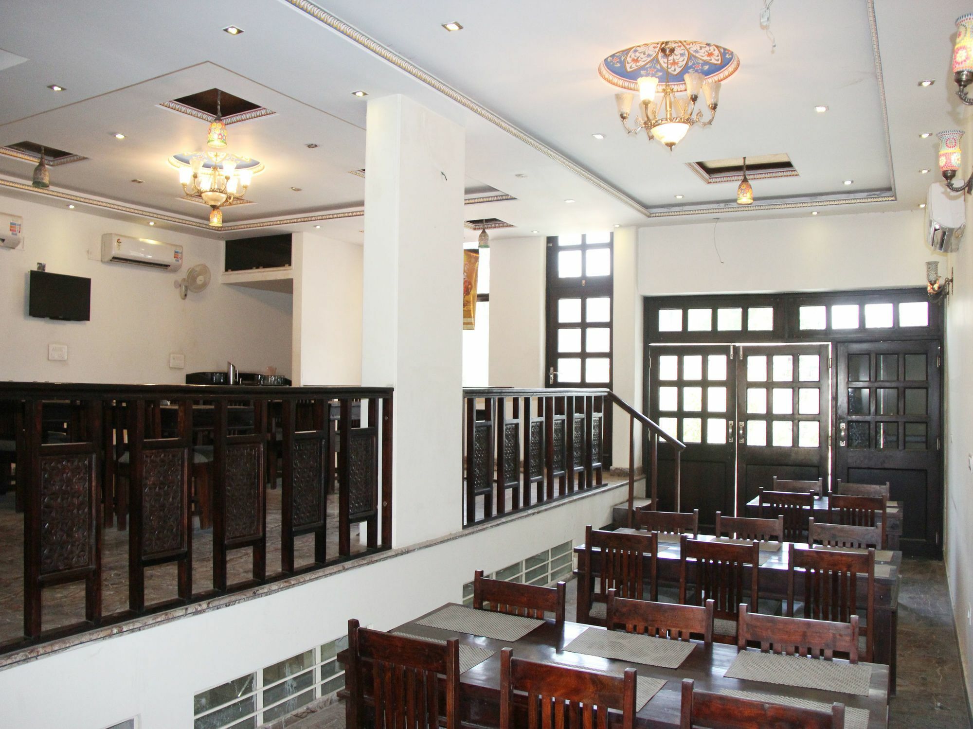 Hotel Oyo 14598 Surya Garh